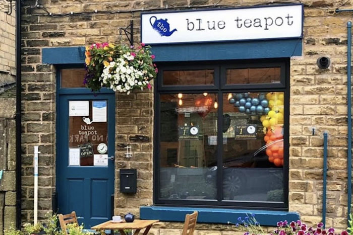 the blue teapot